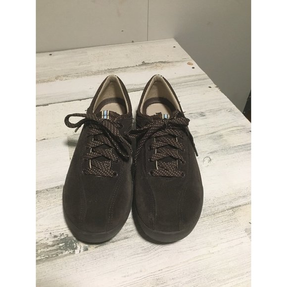 Keds woman’s brown suede look lace up sneaker with arch support  size 8 - Picture 1 of 5